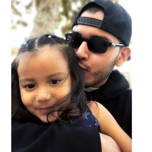 Meet your Posher, Cesar